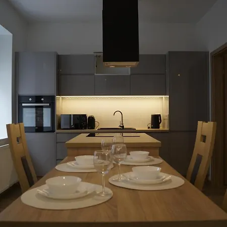 Apartament Sokola Blisko Szpital Im M Kopernika, Orientarium Zoo, Atlas Arena, Ec1, Mandoria Łódź