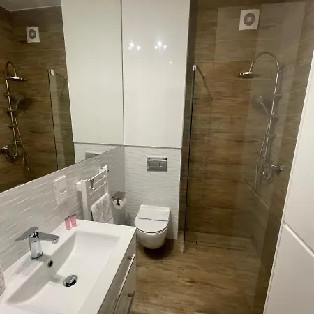 Sokola Blisko Szpital Im M Kopernika, Orientarium Zoo, Atlas Arena, Ec1, Mandoria Apartament