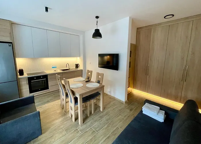 Sokola Blisko Szpital Im M Kopernika, Orientarium Zoo, Atlas Arena, Ec1, Mandoria *