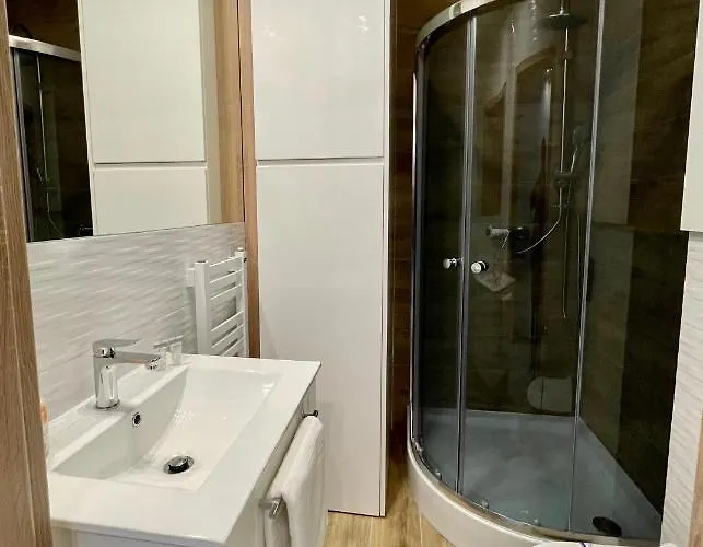 Lejlighed Sokola Blisko Szpital Im M Kopernika, Orientarium Zoo, Atlas Arena, Ec1, Mandoria